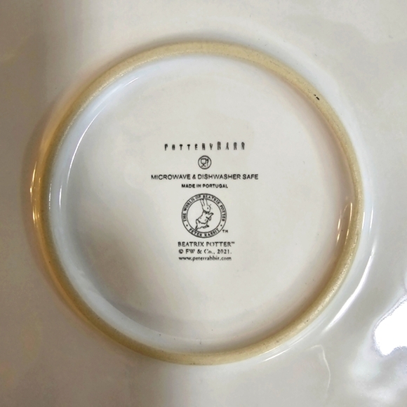 Pottery Barn Peter Rabbit 17″ Whimsical Serving Platter - Picture 4 of 4